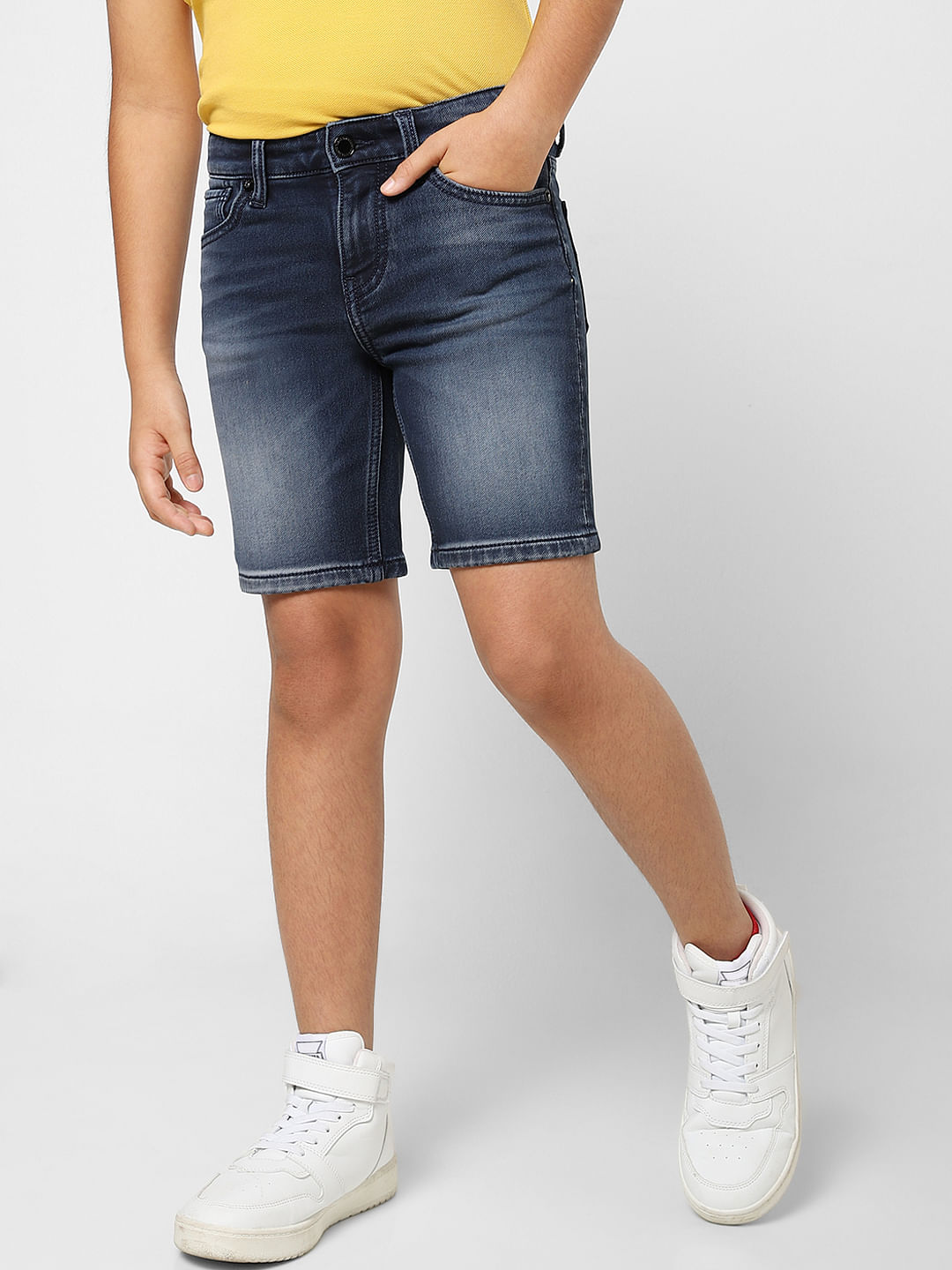 SweatyRocks Women's High Waist Denim Shorts Straight Leg Raw Hem Jean Shorts  Summer Hot Pants with Pockets Light Wash XS at Amazon Women's Clothing store